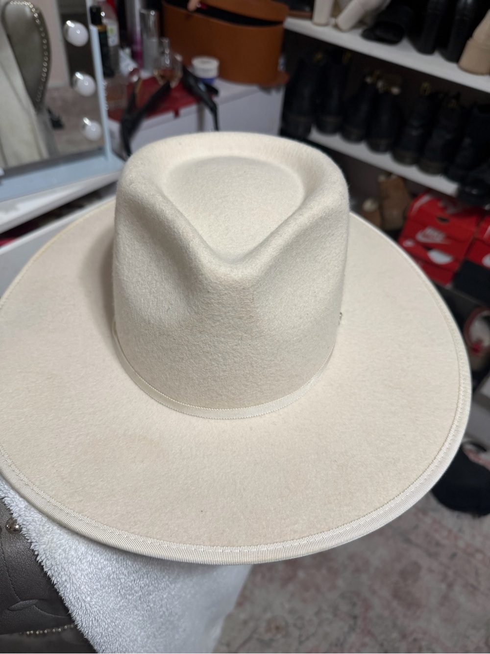 Wide Brim Felt Hat in Cream - Picture 1 of 6